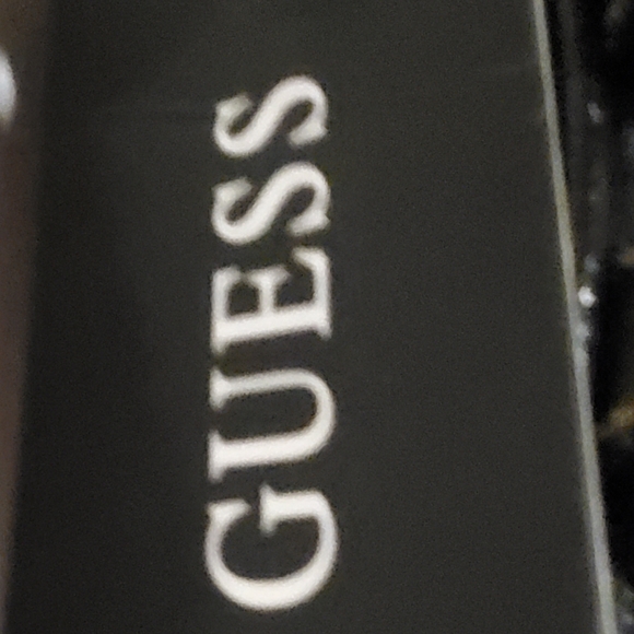 Guess purse - Picture 5 of 6